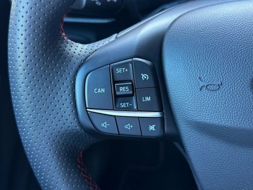 Ford Fiesta 1.0 125 PK Hybrid ST-Line | STUUR, STOEL EN VOORRUITVERWARMING| KEYLESS ENTRY & START| ADAPTIEVE ... ActivLease financial lease