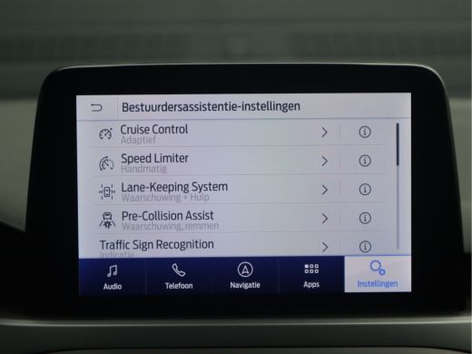 Ford Focus 1.0 EcoBoost Hybrid Titanium Style Adaptive CC / Trekhaak ActivLease financial lease