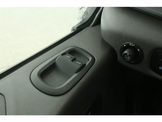 Ford Transit 2.0 TDCI L3H2 170PK Trail | Airco | Adap. Cruise | 3 Zits | Camera | Trekhaak | Carplay | Parkeer... ActivLease financial lease