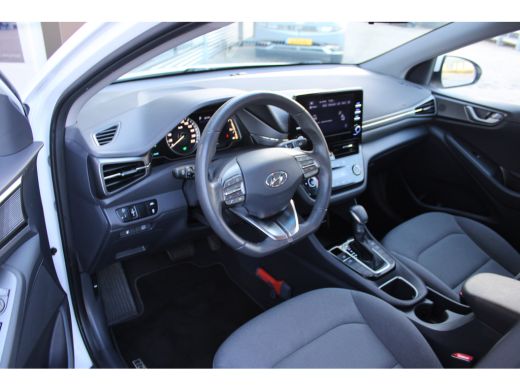 Hyundai IONIQ Hybrid 1.6 GDi i-Motion | Airco (automatisch) | DAB ontvanger ActivLease financial lease