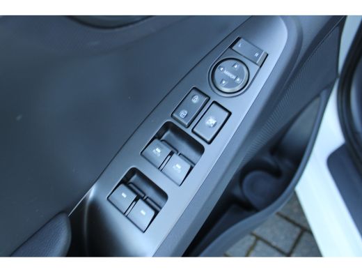 Hyundai IONIQ Hybrid 1.6 GDi i-Motion | Airco (automatisch) | DAB ontvanger ActivLease financial lease