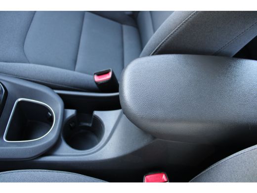 Hyundai IONIQ Hybrid 1.6 GDi i-Motion | Airco (automatisch) | DAB ontvanger ActivLease financial lease