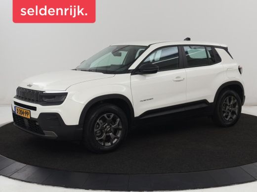 Jeep Avenger Longitude 54 kWh | SOH 93% | Warmtepomp | Carplay | Navigatie | Parkeerhulp | Full LED | Climate ...
