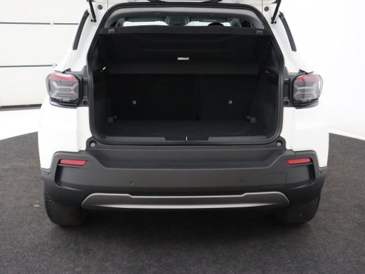 Jeep Avenger Longitude 54 kWh | SOH 93% | Warmtepomp | Carplay | Navigatie | Parkeerhulp | Full LED | Climate ... ActivLease financial lease