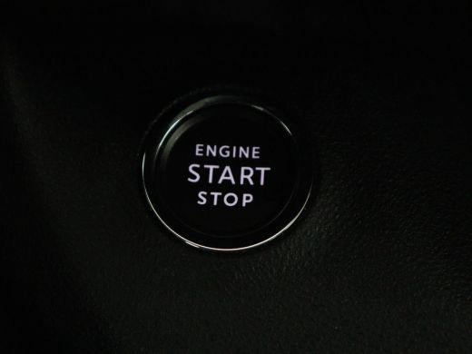 Jeep Avenger Longitude 54 kWh | SOH 93% | Warmtepomp | Carplay | Navigatie | Parkeerhulp | Full LED | Climate ... ActivLease financial lease