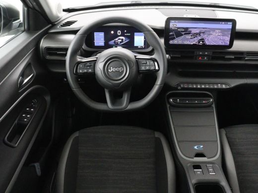 Jeep Avenger Longitude 54 kWh | SOH 93% | Warmtepomp | Carplay | Navigatie | Parkeerhulp | Full LED | Climate ... ActivLease financial lease