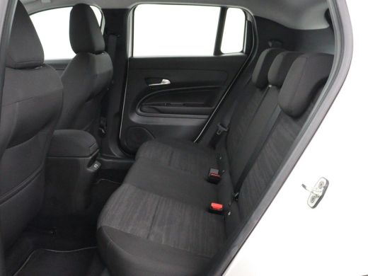 Jeep Avenger Longitude 54 kWh | SOH 93% | Warmtepomp | Carplay | Navigatie | Parkeerhulp | Full LED | Climate ... ActivLease financial lease