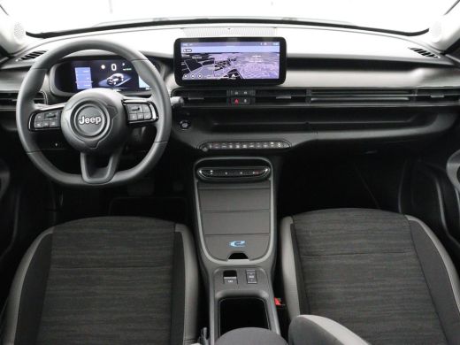 Jeep Avenger Longitude 54 kWh | SOH 93% | Warmtepomp | Carplay | Navigatie | Parkeerhulp | Full LED | Climate ... ActivLease financial lease