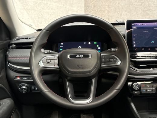 Jeep Compass 4xe 240 Plug-in Hybrid Electric Trailhawk 240Pk Automaat (PANORAMADAK, APPLE CARPLAY, GROOT NAVI,... ActivLease financial lease