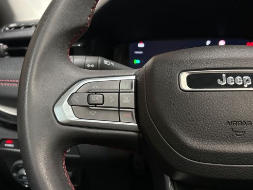 Jeep Compass 4xe 240 Plug-in Hybrid Electric Trailhawk 240Pk Automaat (PANORAMADAK, APPLE CARPLAY, GROOT NAVI,... ActivLease financial lease
