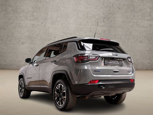 Jeep Compass 4xe 240 Plug-in Hybrid Electric Trailhawk 240Pk Automaat (PANORAMADAK, APPLE CARPLAY, GROOT NAVI,... ActivLease financial lease