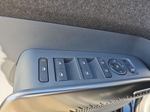 Kia EV2 Demo Edition 42.2 kWh | Schuifdak | 18 inch | Elektr. Stoel ActivLease financial lease