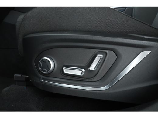 Lynk & Co 01 1.5 full black ActivLease financial lease