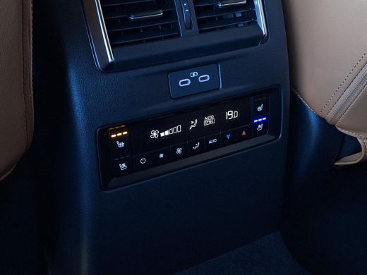 Mazda CX-80 2.5 e-SkyActiv PHEV Homura Business Edition 6p. | Tan interieur | Captain seats | Bose | Elektris... ActivLease financial lease