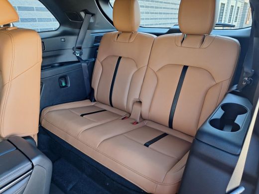 Mazda CX-80 2.5 e-SkyActiv PHEV Homura Business Edition 6p. | Tan interieur | Captain seats | Bose | Elektris... ActivLease financial lease