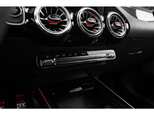 Mercedes-Benz GLA 250 e AMG Line 218PK | Panorama dak | Night Pakket | 360 camera | Widescreen | Elek. stoelen incl... ActivLease financial lease