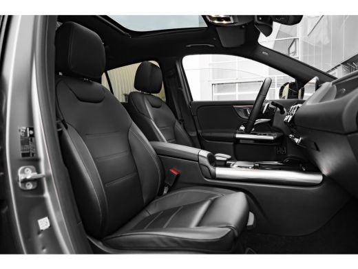 Mercedes-Benz GLA 250 e AMG Line 218PK | Panorama dak | Night Pakket | 360 camera | Widescreen | Elek. stoelen incl... ActivLease financial lease