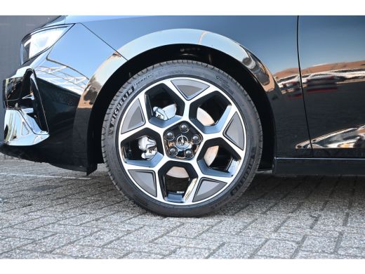 Opel Astra Sports Tourer 1.2 Hybrid 145pk Ultimate Automaat | 18" Lichtmetalen velgen bi-colour met grijze a... ActivLease financial lease