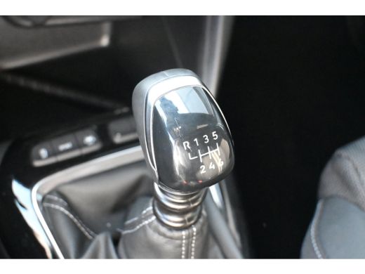 Opel Corsa 1.2 Turbo Yes 100pk 8 Jaar Garantie! | Stuur/Stoelverwarming | Navigatie by App | 17"LMV | Parkee... ActivLease financial lease