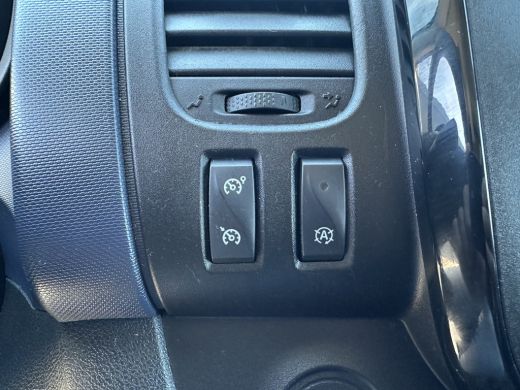 Opel Vivaro 1.6 CDTI 126 PK / L1H1 / 1e EIG. / ACHTERKLEP / AIRCO / CRUISE / NAVI / CAMERA / BLUETOOTH ActivLease financial lease