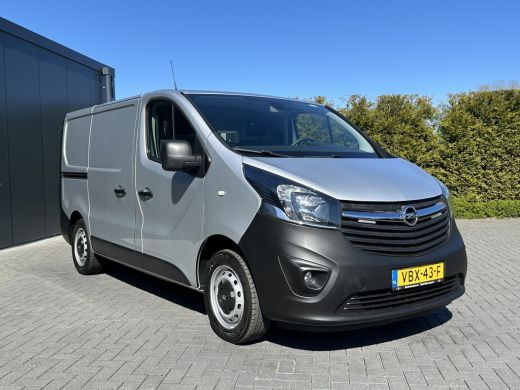 Opel Vivaro 1.6 CDTI 126 PK / L1H1 / 1e EIG. / ACHTERKLEP / AIRCO / CRUISE / NAVI / CAMERA / BLUETOOTH ActivLease financial lease