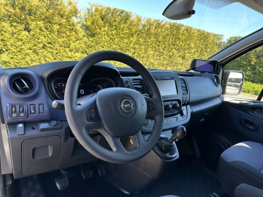 Opel Vivaro 1.6 CDTI 126 PK / L1H1 / 1e EIG. / ACHTERKLEP / AIRCO / CRUISE / NAVI / CAMERA / BLUETOOTH ActivLease financial lease