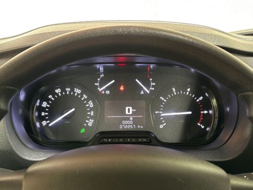 Opel Vivaro 2.0 CDTI L3H1 Edition 150Pk (APPLE CARPLAY, LEDER, 360 CAMERA, 3 ZITPLAATSEN, TREKHAAK, ARMSTEUN,... ActivLease financial lease