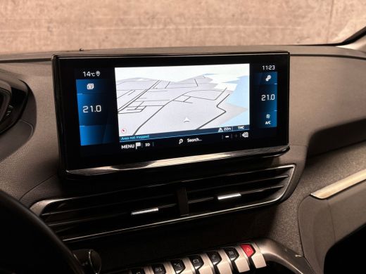 Peugeot 5008 1.2 PureTech Allure 7 Persoons (APPLE CARPLAY, GROOT NAVI, LEDER, 360 CAMERA, STOELVERWARMING, SP... ActivLease financial lease