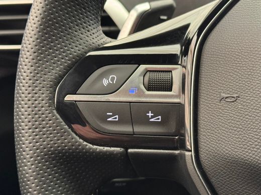 Peugeot 5008 1.2 PureTech GT Camera | Adaptieve Cruise | Parkeersensoren | Digitaal Dashboard | Leder/Stof | 1... ActivLease financial lease