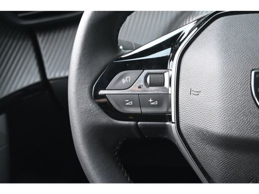 Peugeot e-2008 EV Style Avantage 54 kWh 97,1%SOH! | Allseason | Navigatie by App | Parkeersensoren | Cruise Cont... ActivLease financial lease