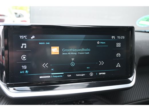 Peugeot e-2008 EV Style Avantage 54 kWh 97,1%SOH! | Allseason | Navigatie by App | Parkeersensoren | Cruise Cont... ActivLease financial lease