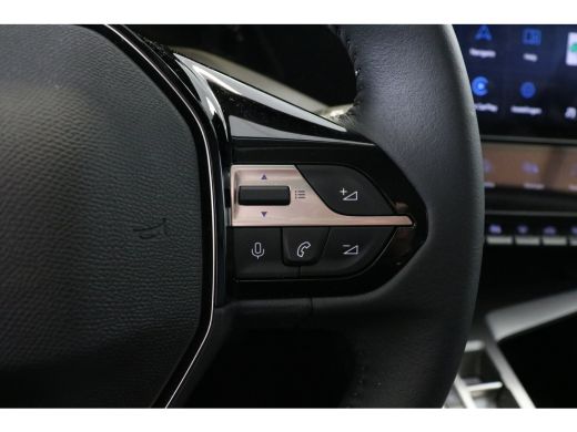 Peugeot e-308 Allure Camera | verwarmde voorstoelen | 100% Elektrisch | ActivLease financial lease