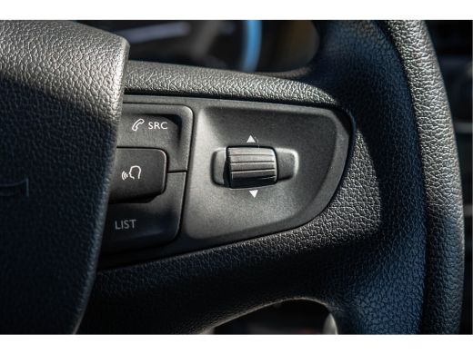 Peugeot Expert 2.0 BlueHDI 150 PK L3H1 | Head-up display | Camera | Carplay | Adapt.Cruise | PDC ActivLease financial lease