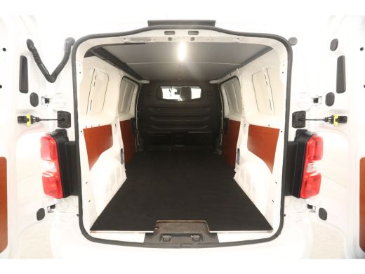 Peugeot Expert 2.0 BlueHDI L2H1 | Aut. | Airco | Camera | Adap. Cruise | 3 Zits | 2xSchuifdeur | Carplay | Parke... ActivLease financial lease