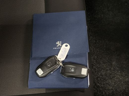 Peugeot Expert 2.0BlueHDI Dubbele Cabine Automaat Euro 6! ActivLease financial lease