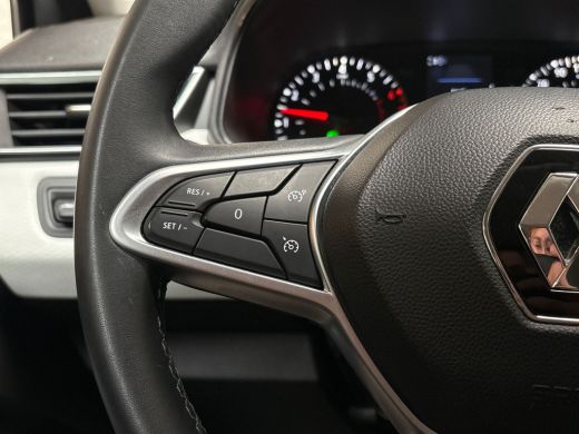 Renault Clio 1.0 TCe 90 Evolution (APPLE CARPLAY, GROOT NAVI, PARKEERSENSOREN, LM VELGEN, SPORTSTOELEN, CRUISE... ActivLease financial lease