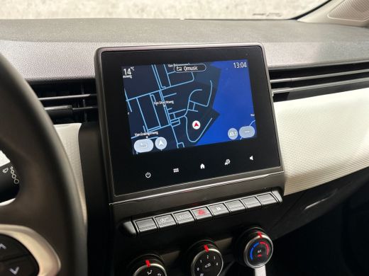 Renault Clio 1.0 TCe 90 Evolution (APPLE CARPLAY, GROOT NAVI, PARKEERSENSOREN, LM VELGEN, SPORTSTOELEN, CRUISE... ActivLease financial lease