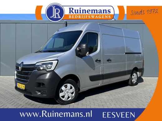 Renault Master T35 2.3 dCi 135 PK / L2H2 / 1e EIG. / TREKHAAK / 2x SCHUIFDEUR / CAMERA / AIRCO / CRUISE / BLIND ...