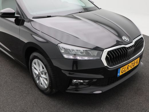 Skoda Fabia 1.0 TSi Selection | Parkeersensoren | Airco | Carplay | DAB | 15 Inch | 21.939 Km !! ActivLease financial lease