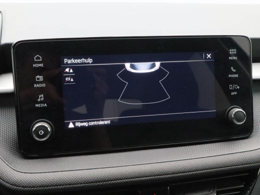 Skoda Fabia 1.0 TSi Selection | Parkeersensoren | Airco | Carplay | DAB | 15 Inch | 21.939 Km !! ActivLease financial lease