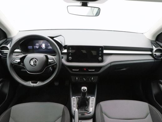 Skoda Fabia 1.0 TSi Selection | Parkeersensoren | Airco | Carplay | DAB | 15 Inch | 21.939 Km !! ActivLease financial lease