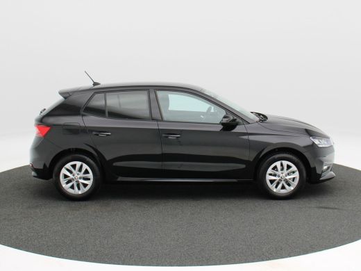 Skoda Fabia 1.0 TSi Selection | Parkeersensoren | Airco | Carplay | DAB | 15 Inch | 21.939 Km !! ActivLease financial lease