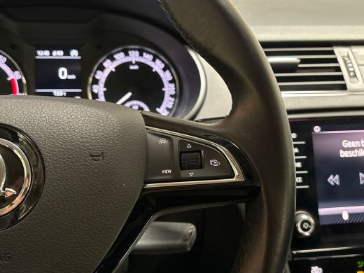 Skoda Octavia Combi 1.0 TSI Sport (APPLE CARPLAY, GROOT NAVI, CLIMATE, CRUISE, SPORTSTOELEN, PARKEERSENSOREN, N... ActivLease financial lease