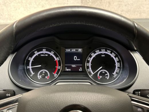 Skoda Octavia Combi 1.0 TSI Sport (APPLE CARPLAY, GROOT NAVI, CLIMATE, CRUISE, SPORTSTOELEN, PARKEERSENSOREN, N... ActivLease financial lease