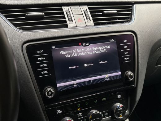 Skoda Octavia Combi 1.0 TSI Sport (APPLE CARPLAY, GROOT NAVI, CLIMATE, CRUISE, SPORTSTOELEN, PARKEERSENSOREN, N... ActivLease financial lease