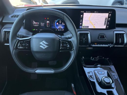 Suzuki e Vitara Style 61 kWh **STUURWIELVERWARMING/ 360 CAMERA/ PANORAMADAK** ActivLease financial lease