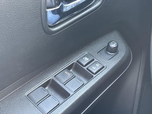 Suzuki Ignis 1.2 Smart Hybrid Style **APPLE CARPLAY/ STOELVERWARMING/ CRUISE CONTROL** ActivLease financial lease