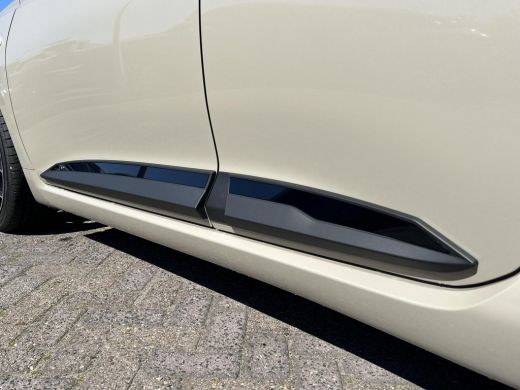 Suzuki Swift 1.2 Comfort Smart Hybrid **NIEUWE AUTO** ActivLease financial lease