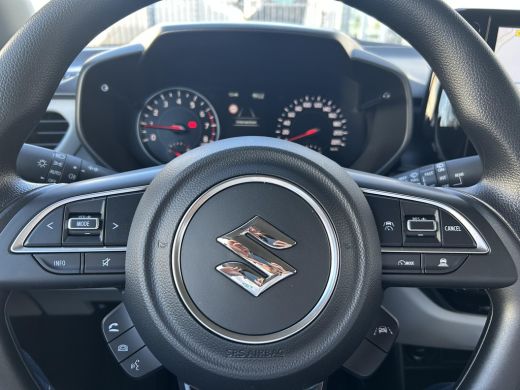 Suzuki Swift 1.2 Sport Smart Hybrid **KEYLESS/ DODEHOEK DETECTIE/ ADAPTIEF CRUISE CONTROL/ NAVIGATIE** ActivLease financial lease