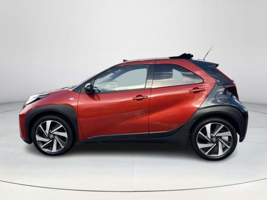 Toyota Aygo 1.0 VVT-i S-CVT Envy | Cabrio dak | Navigatie | Stoelverwarming | Keyless entry | ActivLease financial lease